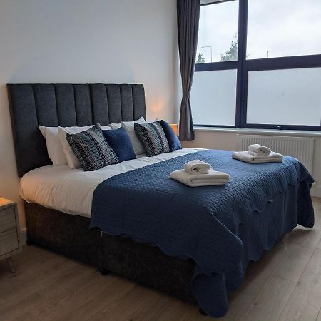 Sapphire House Telford Apartment Exterior photo